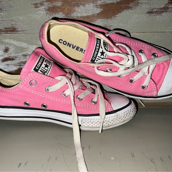 PINK CONVERSE ALL STAR size US2 - Picture 2 of 6